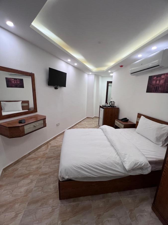 וואדי מוסא Petra Family Hotel מראה חיצוני תמונה