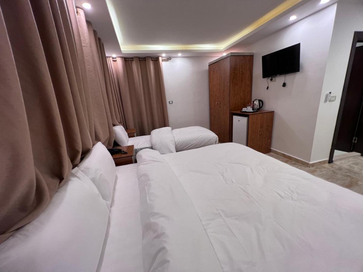 וואדי מוסא Petra Family Hotel מראה חיצוני תמונה